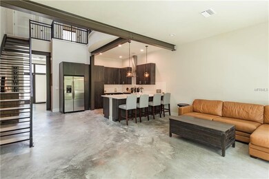 FOYER - LIVING ROOM - KITCHEN