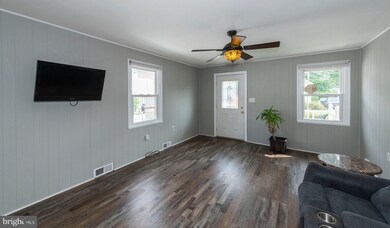 1267 Maple Ave, Halethorpe, MD 21227 - photo 3