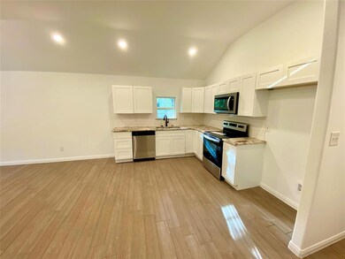 618 E 8th St, Bonham, TX 75418 - photo 6