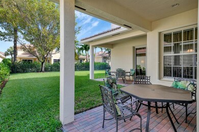 129 Via Veracruz Jupiter FL-large-004-12
