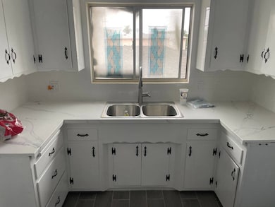 3700 E 17th St, Long Beach, CA 90804 - photo 6