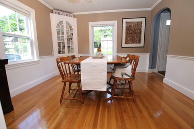 598 Chandler St, Worcester, MA 01602 - photo 4