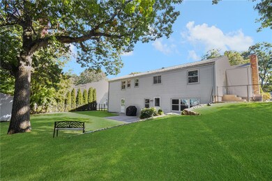 129 Northbridge Ave, Warwick, RI 02886 - photo 7