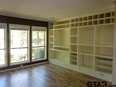 5716 5716 Quail Creek Dr, Tyler, TX 75703 - photo 3