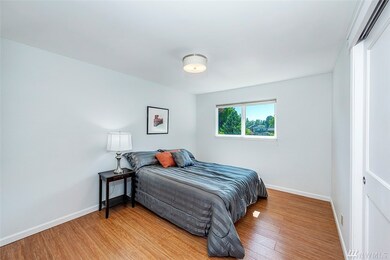 927 217th St SW, Bothell, WA 98021 - photo 4