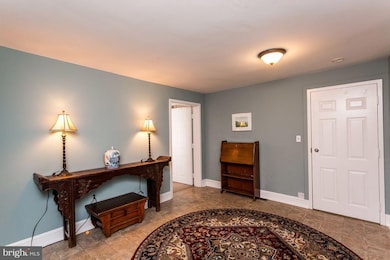 1601 Bolton St unit GROUND FLOOR APT, Baltimore, MD 21217 - photo 6