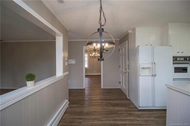 605 Berkshire Dr, Statesville, NC 28677 - photo 7