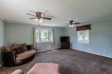 208 W Franklin St, Princeton, IL 61356 - photo 6