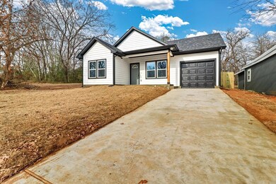 927 W Florence St, Denison, TX 75020 - photo 2