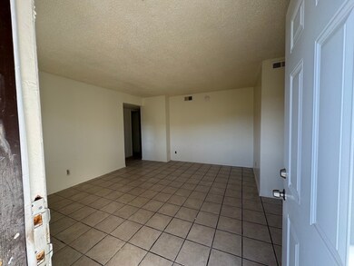 **EXAMPLE PHOTO ONLY. ACTUAL UNIT WILL VARY.**