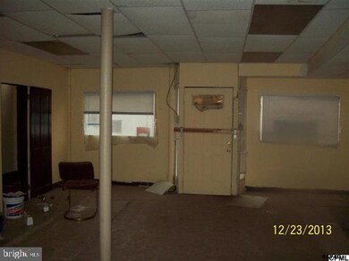 1261 Walnut St, Harrisburg, PA 17103 - photo 3