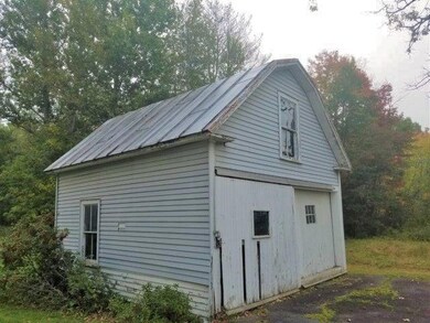 231-060913 Barn Left