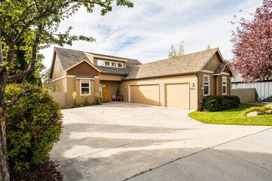 19551 Greatwood Loop, Bend, OR 97702 - photo 2