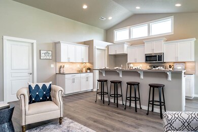 1717 NW Walnut Ave unit 188, Redmond, OR 97756 - photo 7