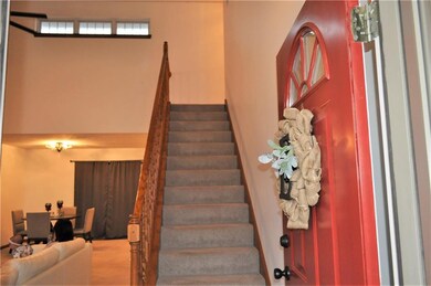 5985 Sheridan Ct, Columbus, IN 47203 - photo 4