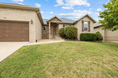 631 N Alexandria St, Nixa, MO 65714 - photo 2