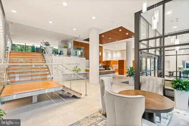 Lakeside Plaza Condominium unit 1112, Baileys Crossroads, VA 22041 - photo 4