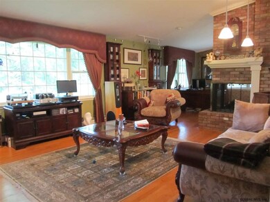 10 Newell Ct, Albany, NY 12204 - photo 6