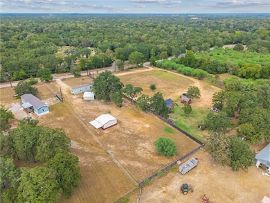 9144 Hensarling Ln, Bryan, TX 77808 - photo 3