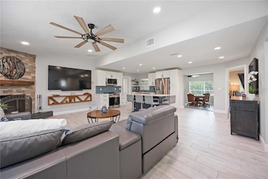 1417 70th Street Ct E, Bradenton, FL 34208 - photo 6