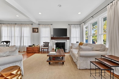 818 Claremore Dr, West Palm Beach, FL 33401 - photo 6