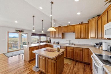 5405 Peregrine Dr, Pueblo, CO 81005 - photo 7