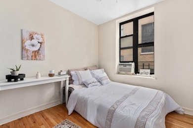 1809 Adam C Powell Blvd unit 5 E, New York City, NY 10026 - photo 5