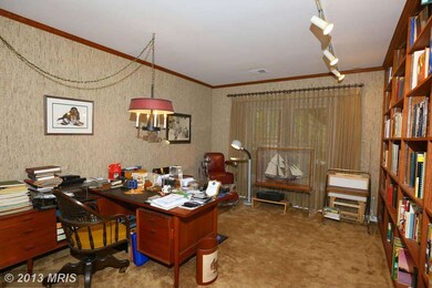 12221 Tildenwood Dr, Rockville, MD 20852 - photo 6