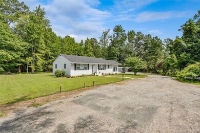 400 Ogden St, West Point, VA 23181 - photo 2