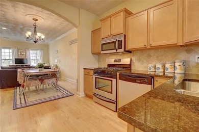 1032 W Shore Rd, Warwick, RI 02889 - photo 7