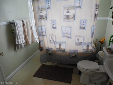 3280 College Ave NE, Grand Rapids, MI 49525 - photo 6