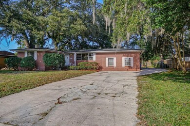 2333 Villanova Cir, Jacksonville, FL 32218 - photo 3