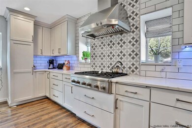 11 Sollazzo Ln unit 2, Highland, NY 12528 - photo 4