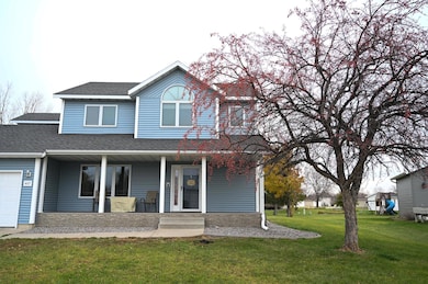 407 Kroshus Dr, Dilworth, MN 56529 - photo 3