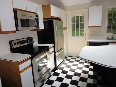 44 Chevy Chase Rd, Worcester, MA 01606 - photo 7