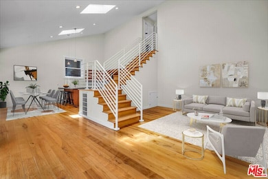 8621 Lookout Mountain Ave, Los Angeles, CA 90046 - photo 3