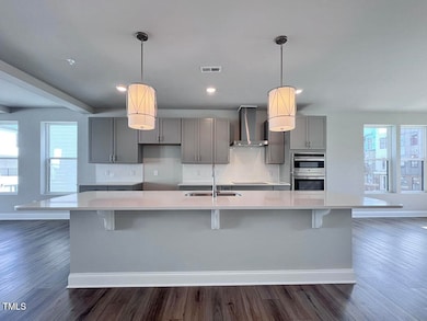 1247 Shaw View Aly unit 201, Raleigh, NC 27601 - photo 6