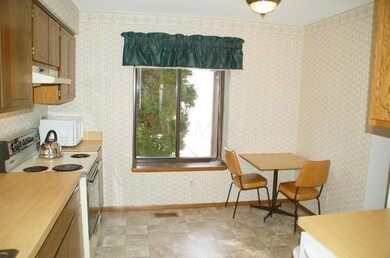 898 tamara cir 004 (640x424)