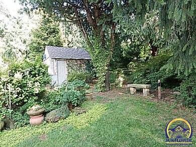 2508 SW Fillmore St, Topeka, KS 66611 - photo 4