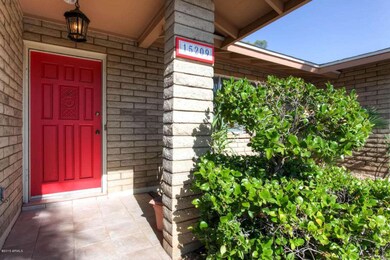 15209 N 7th Dr Phoenix AZ-large-003-Exte