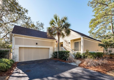 1017 Embassy Row Way Seabrook-large-001-