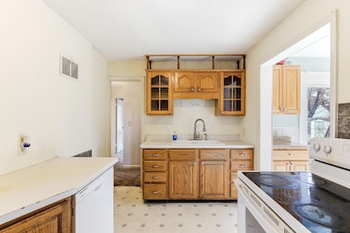 4421 Xenia Ave N, Minneapolis, MN 55422 - photo 7