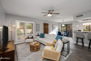 4)GREAT ROOM