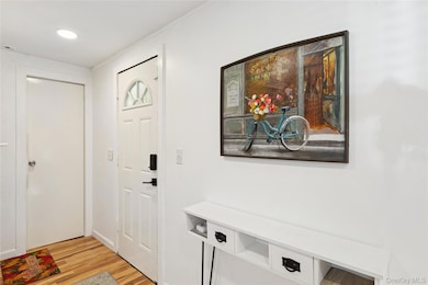 8 N Railroad Ave, Riverhead, NY 11901 - photo 4