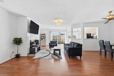 5217 Heathglen Cir, Virginia Beach, VA 23456 - photo 4