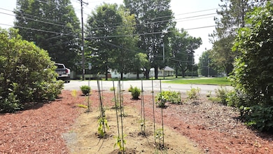 30 Bowdoin St, Houlton, ME 04730 - photo 5