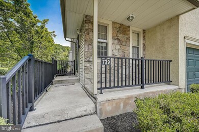 739 Dell Ct, Southampton, PA 18966 - photo 3