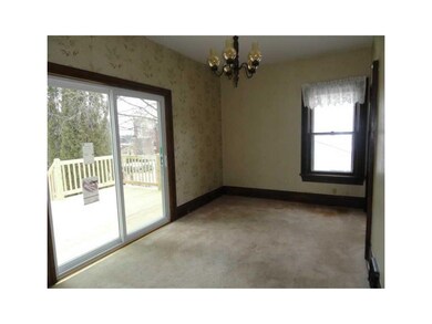 Family Room.