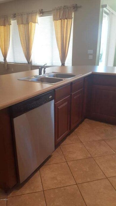 kitchen dishwasher