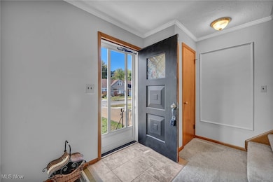 30603 Crescent Dr, Willowick, OH 44095 - photo 3